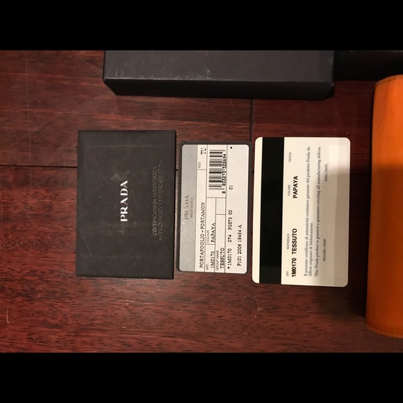 Papaya Tessuto Prada compact wallet - Picture 3 of 7